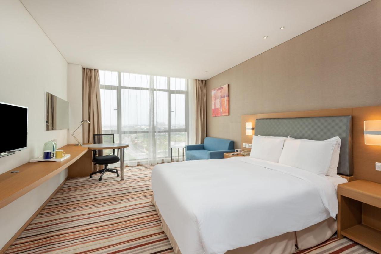 Holiday Inn Express Shanghai Jiading Industry Park By Ihg Luaran gambar