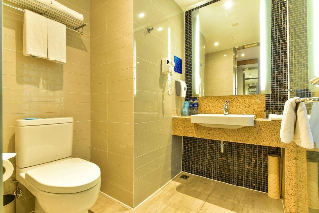Holiday Inn Express Shanghai Jiading Industry Park By Ihg Luaran gambar
